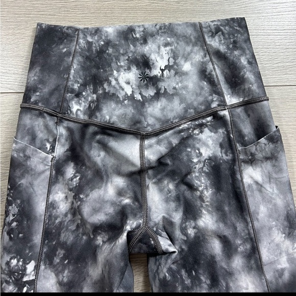 Athleta Salutation Stash Pocket II Capri Leggings in Gray Tie Dye - Picture 6 of 14